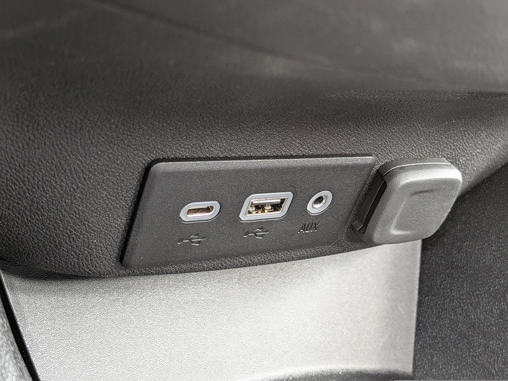Certified 2023 Chevrolet Malibu RS FWD image 46