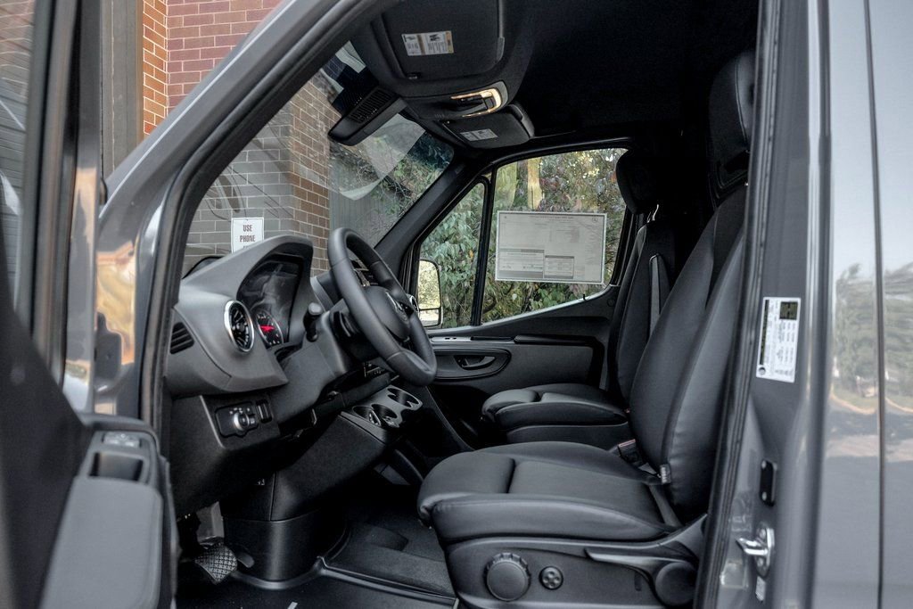 New 2026 Mercedes-Benz Sprinter 2500 image 12