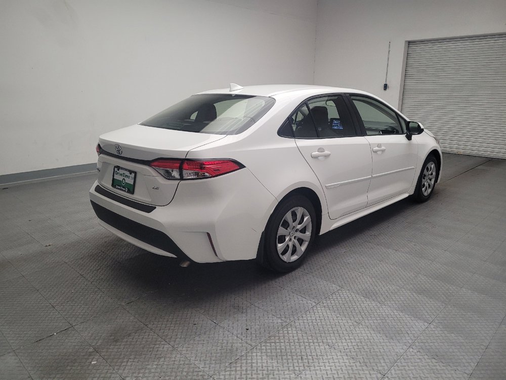 Used 2022 Toyota Corolla LE image 9