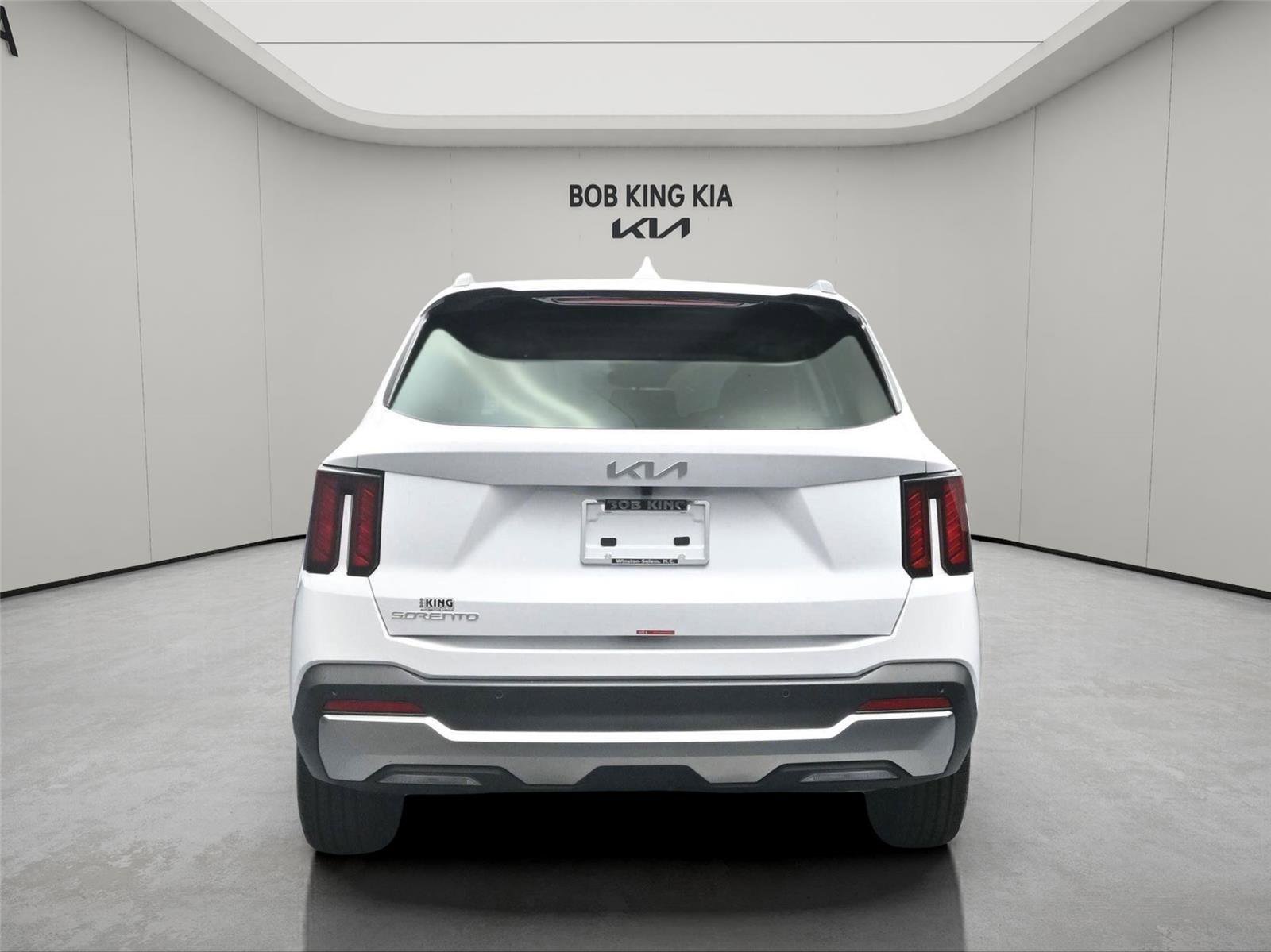 Used 2025 Kia Sorento S w/ Panoramic Sunroof Package FWD image 12
