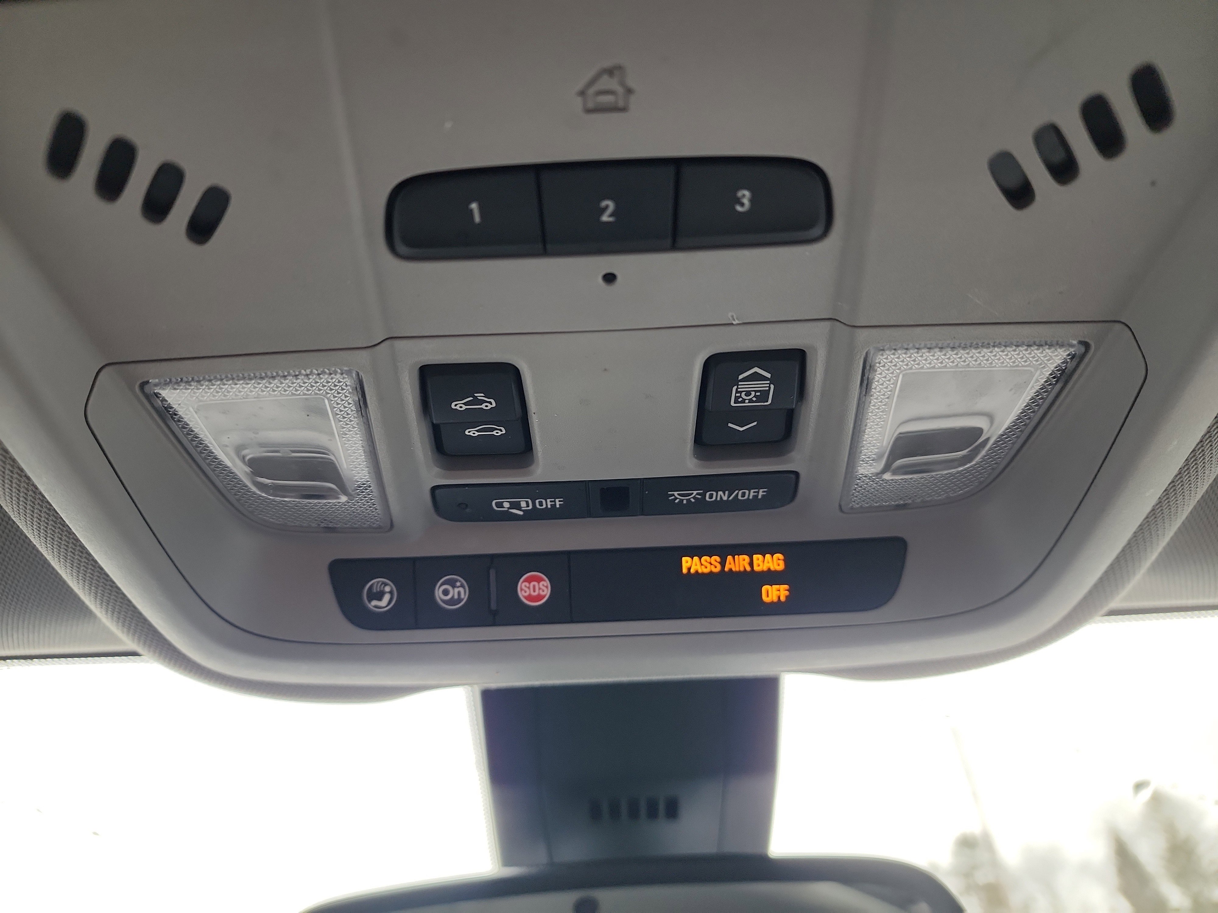 Used 2019 Chevrolet Equinox Premier image 25