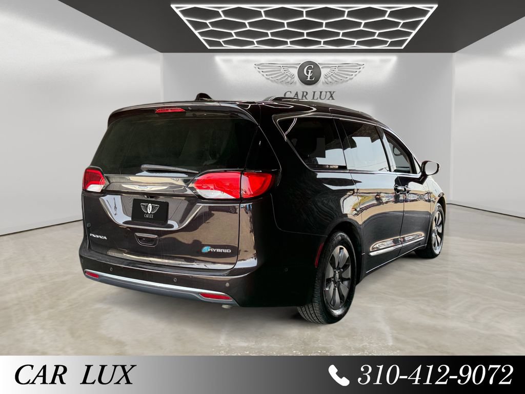 Used 2018 Chrysler Pacifica Limited w/ Advanced Safetytec Group FWD image 5