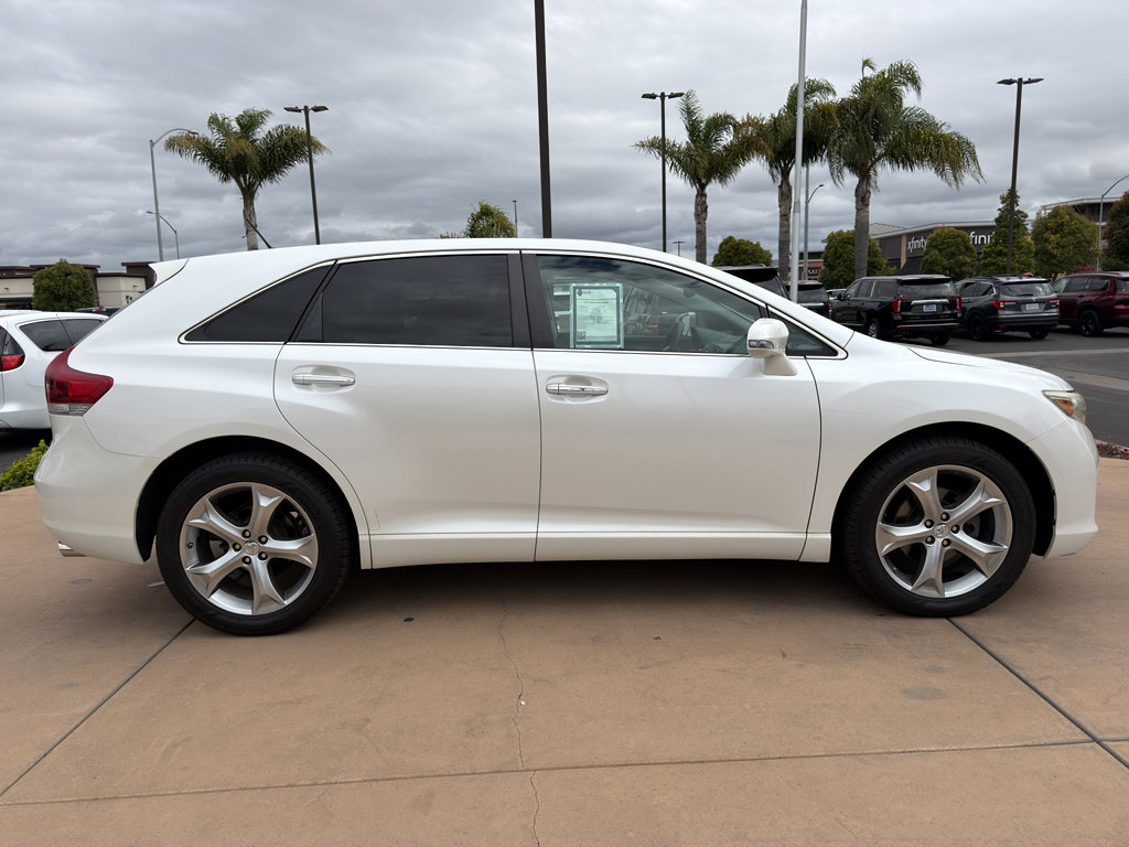 Used 2013 Toyota Venza Limited w/ Tow Prep Pkg FWD image 4
