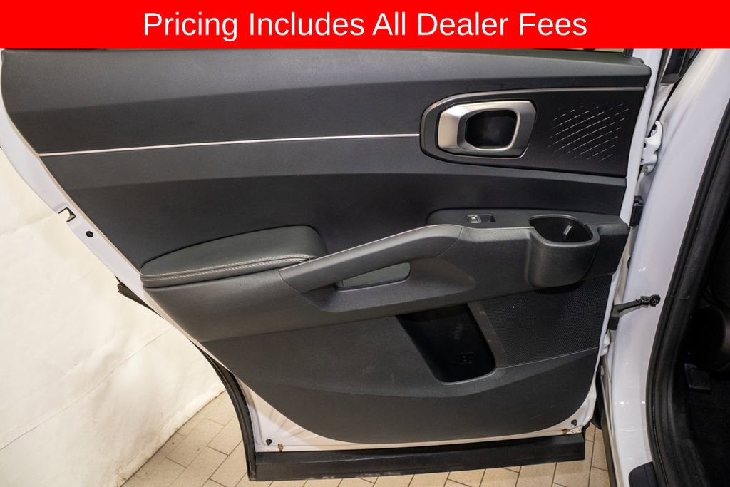 Used 2021 Kia Sorento LX FWD image 10