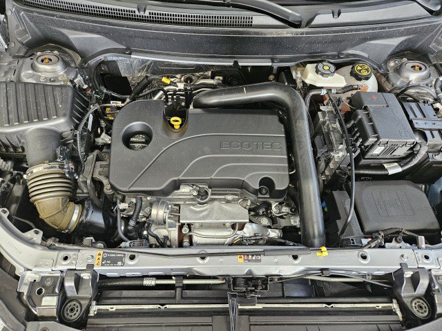 Used 2024 Chevrolet Equinox LT AWD/4WD image 7