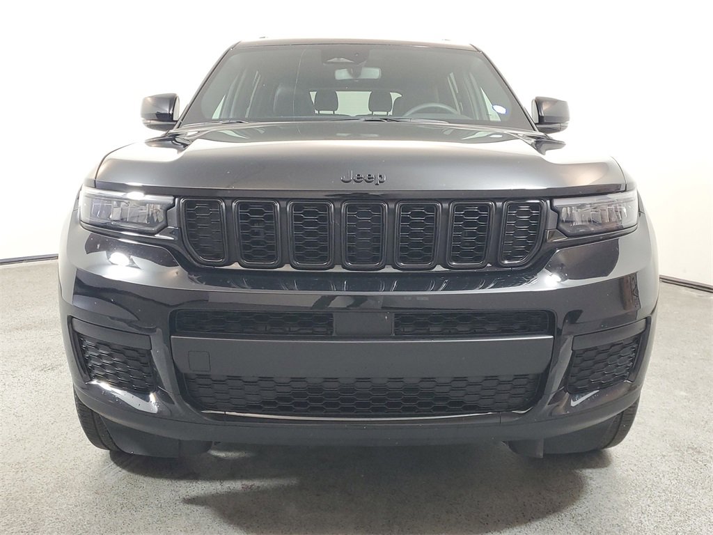 Used 2024 Jeep Grand Cherokee L Altitude image 2