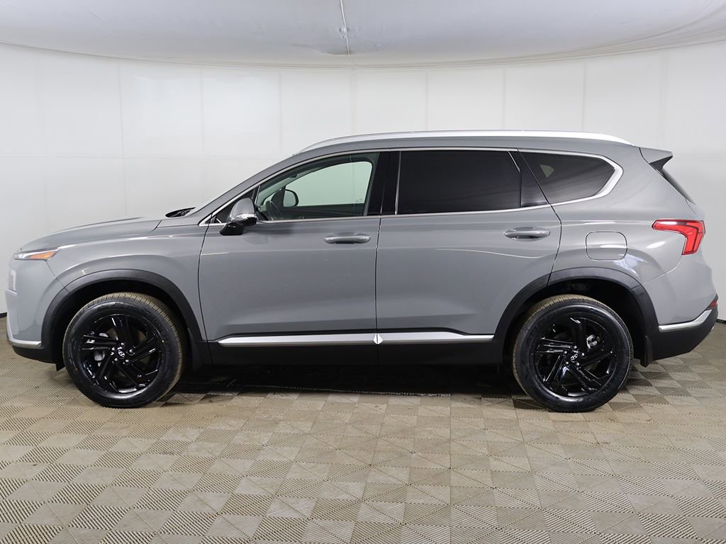 Used 2023 Hyundai Santa Fe SEL w/ Premium Package image 16