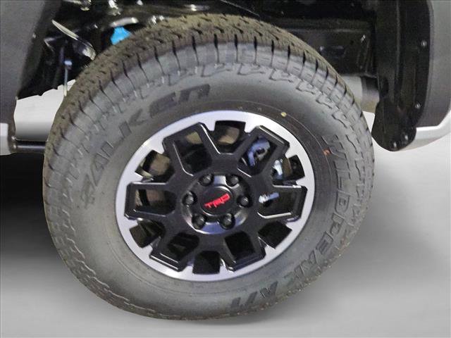 New 2025 Toyota Tacoma TRD Off-Road image 10
