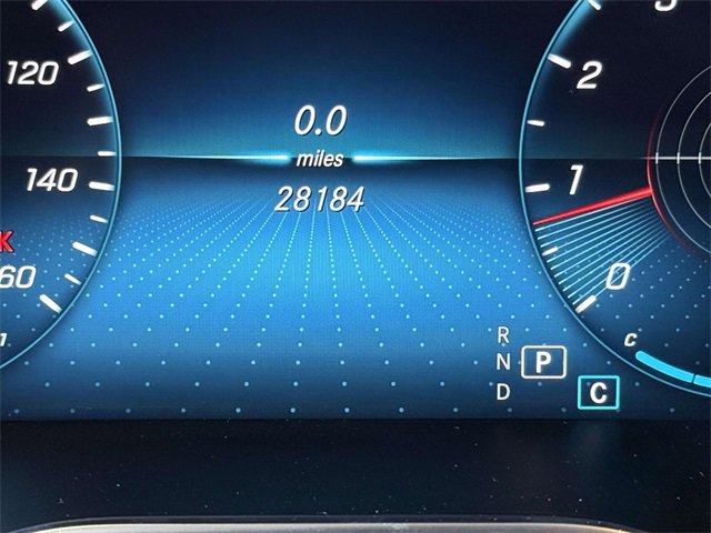 Used 2021 Mercedes-Benz GLC 300 4MATIC image 5