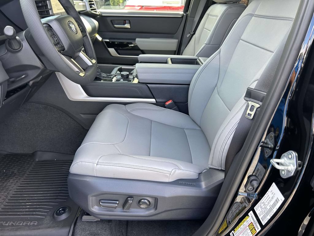 New 2026 Toyota Tundra Limited AWD/4WD image 17