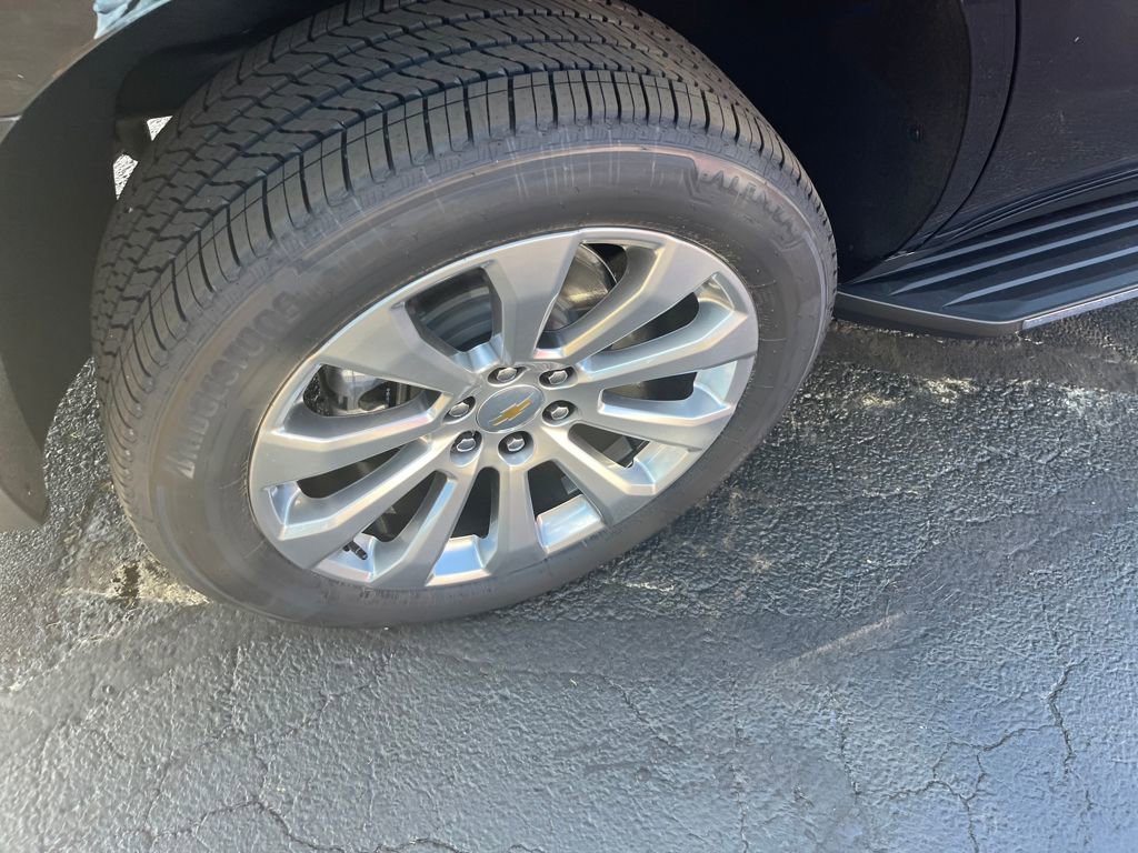 New 2025 Chevrolet Tahoe Premier w/ Sun And Tow Package image 36