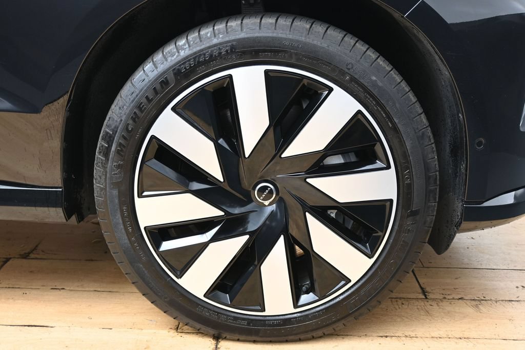 Used 2025 Volvo EX90 Ultra w/ Protection Package Premier AWD/4WD image 16
