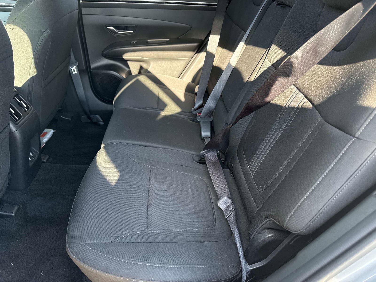 Used 2023 Hyundai Tucson SEL w/ Winter Package image 13