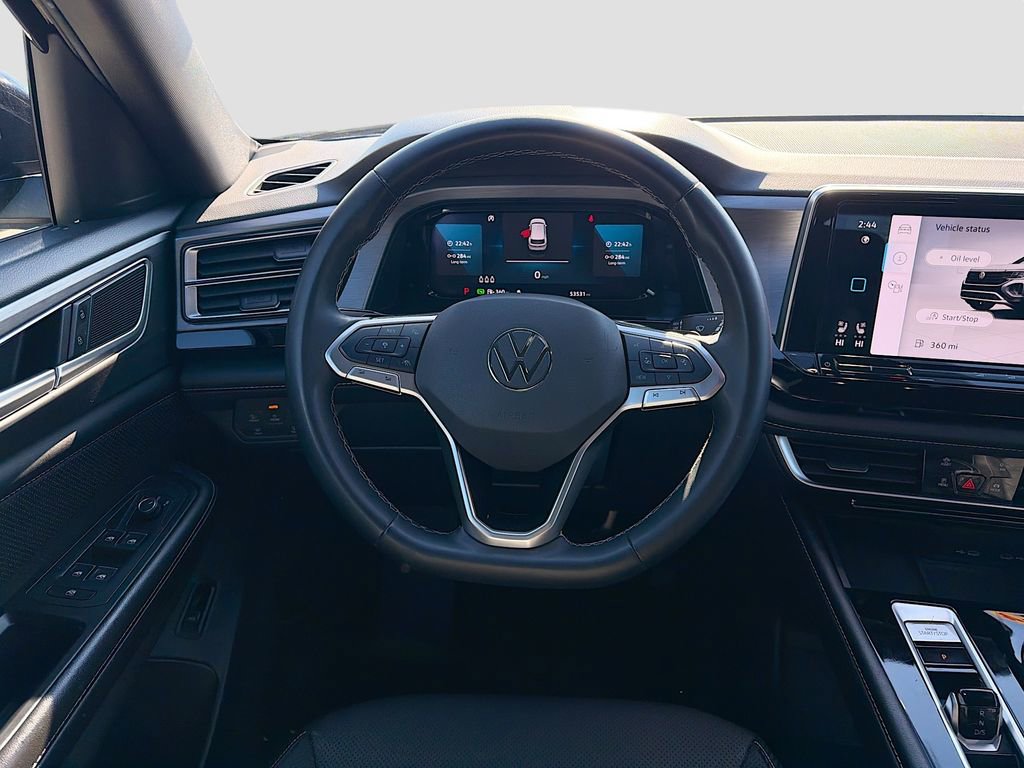 Used 2024 Volkswagen Atlas Cross Sport SE image 18