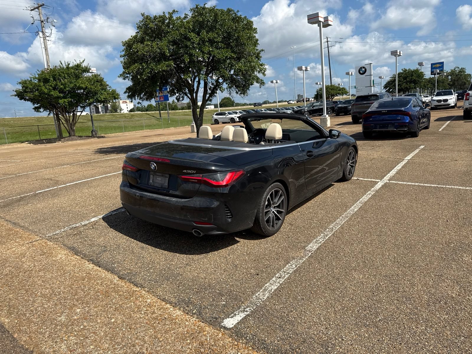 Used 2022 BMW 430i Convertible w/ Convenience Package RWD image 5
