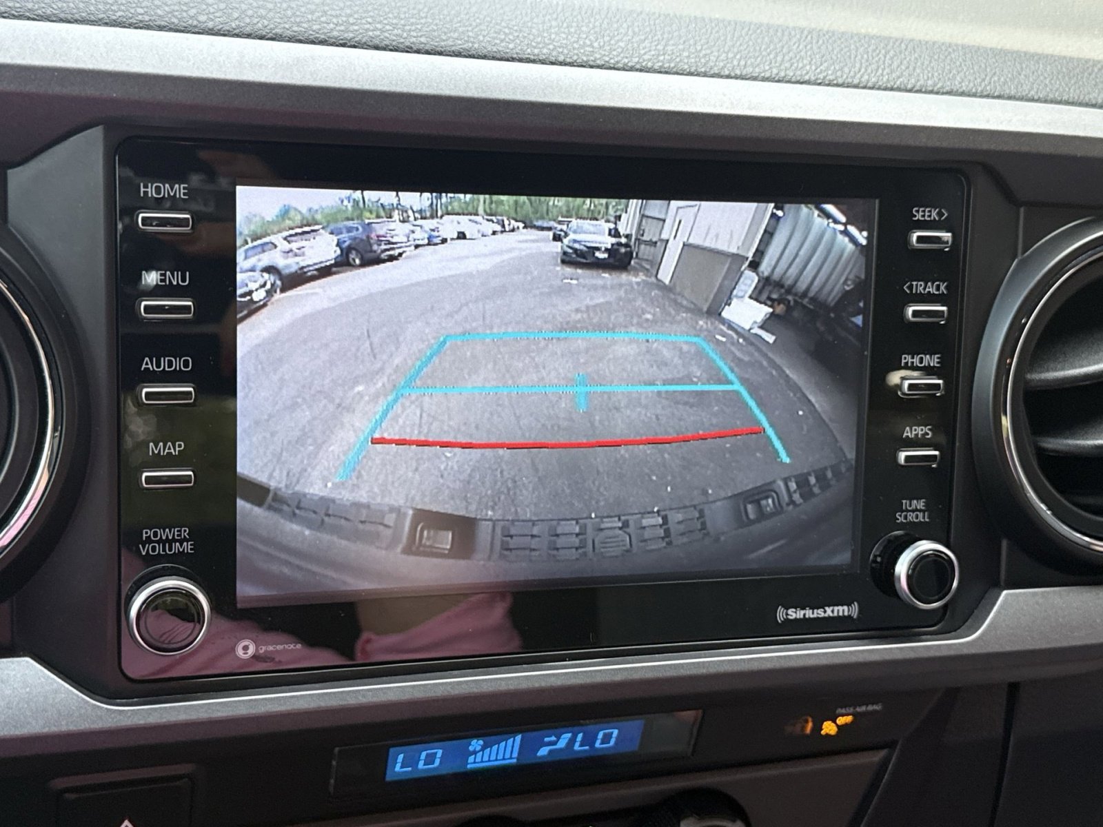 Used 2021 Toyota Tacoma TRD Off-Road image 19