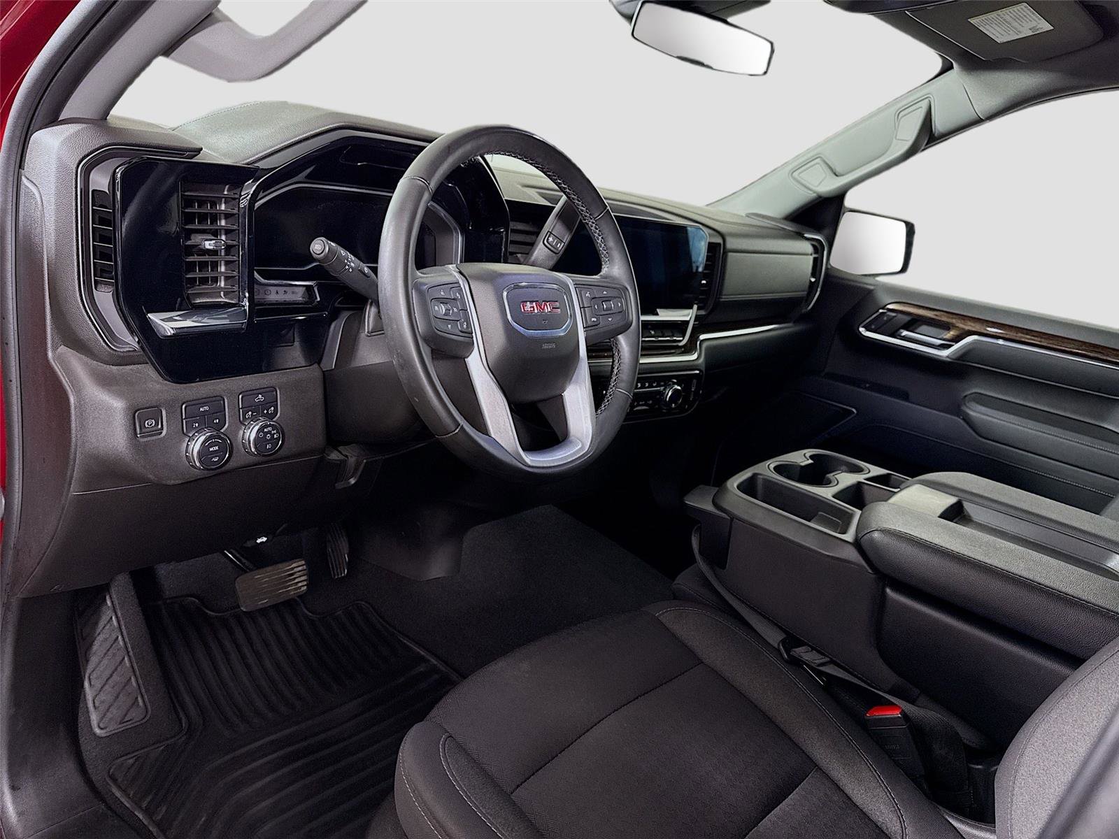 Used 2023 GMC Sierra 1500 Elevation AWD/4WD image 3