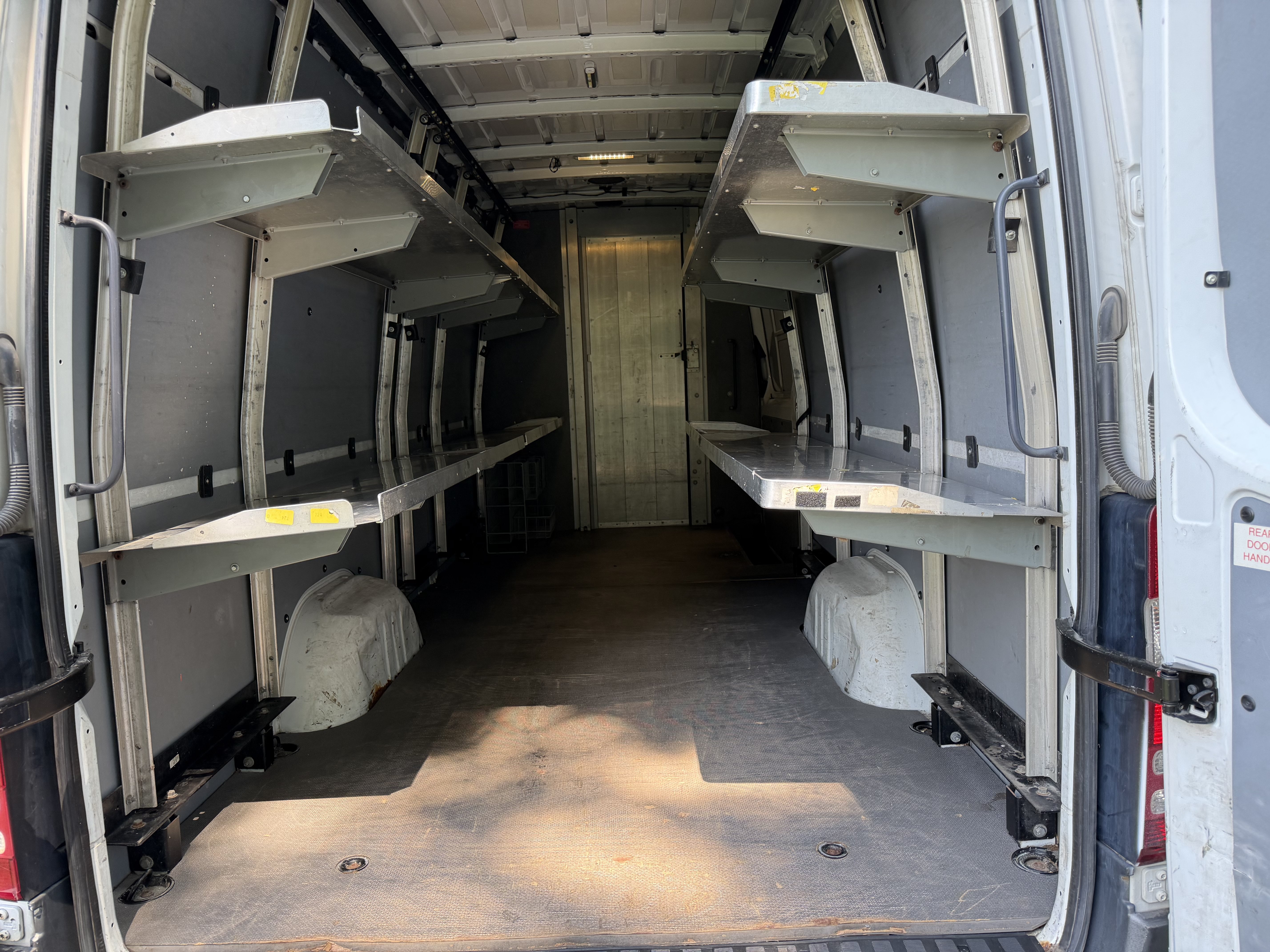 Used 2011 Mercedes-Benz Sprinter 2500 image 9