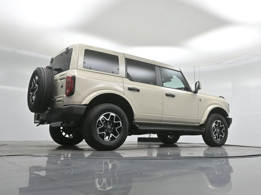 New 2026 Ford Bronco Outer Banks AWD/4WD image 47