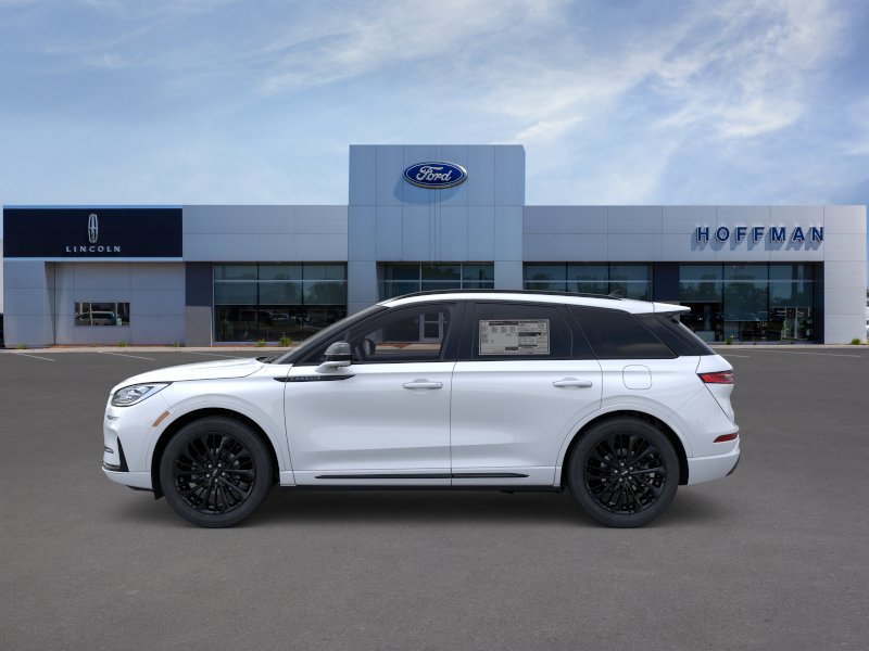 New 2026 Lincoln Corsair Reserve w/ Jet Appearance Package AWD/4WD image 3