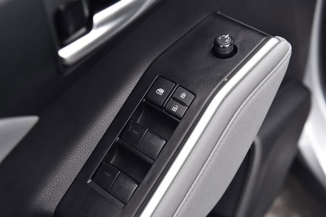 Used 2023 Toyota Highlander XLE image 8