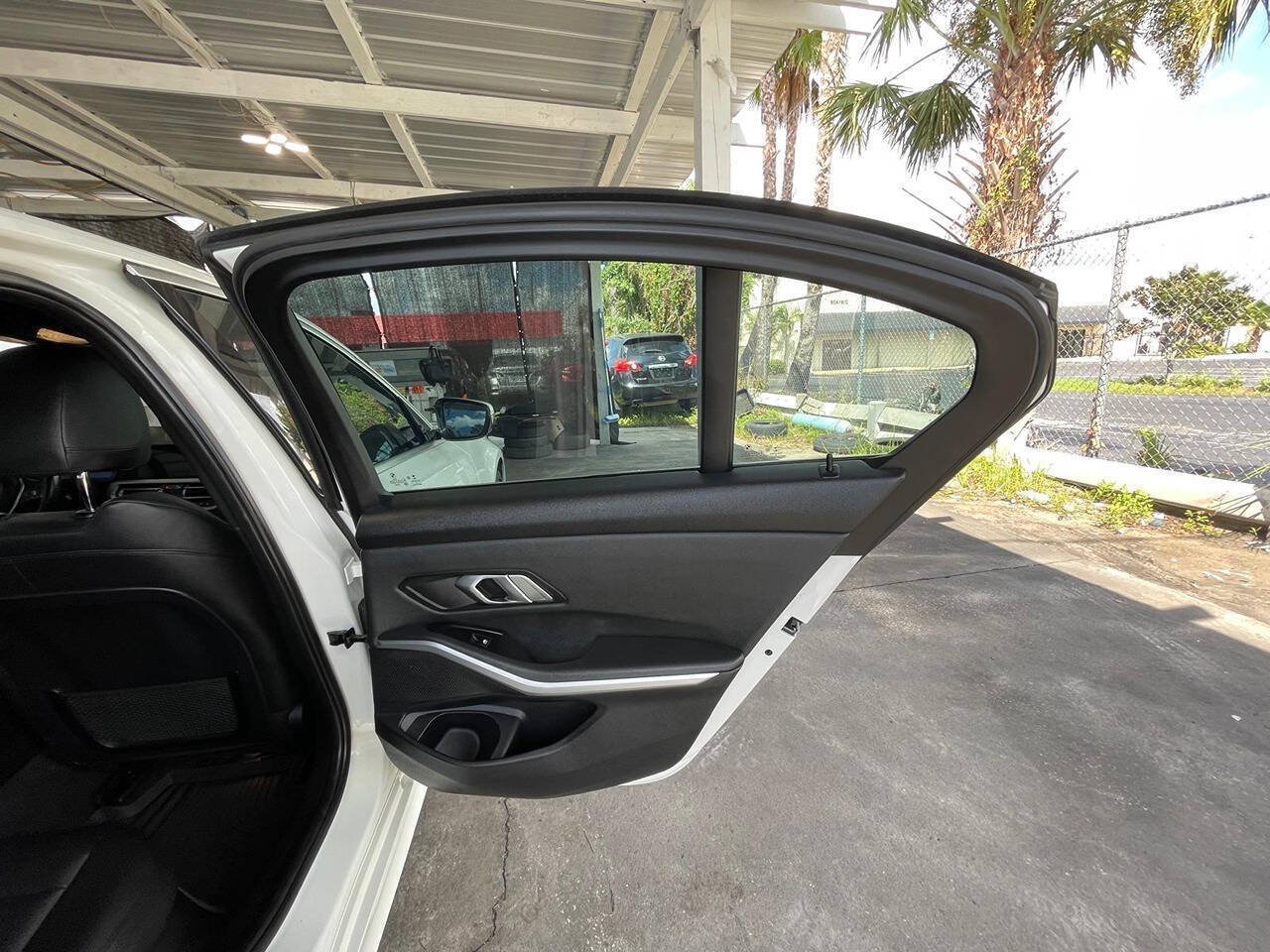 Used 2020 BMW 330i Sedan RWD image 6