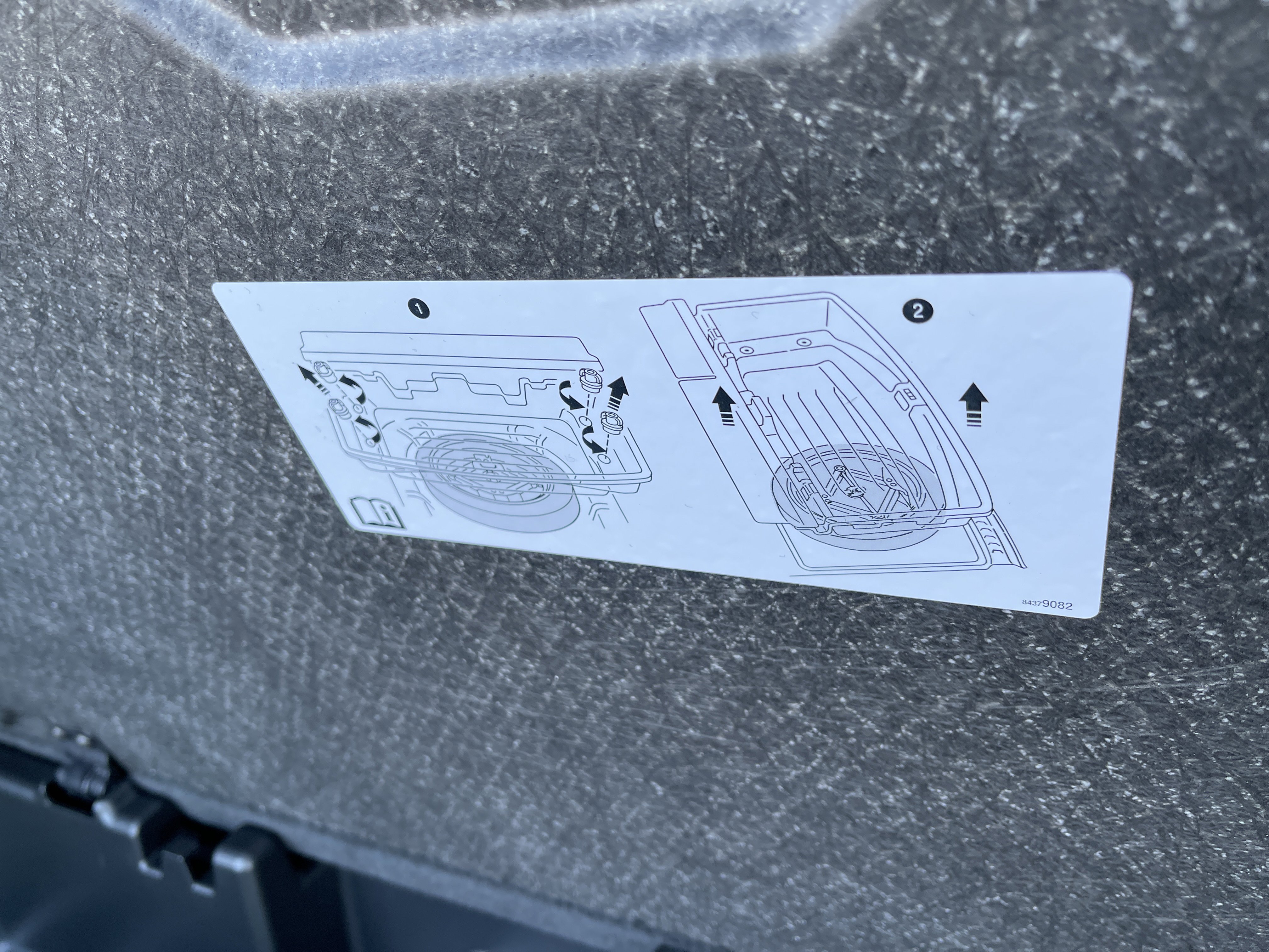 Used 2025 Chevrolet Traverse RS w/ LPO, Floor Liner Package image 52