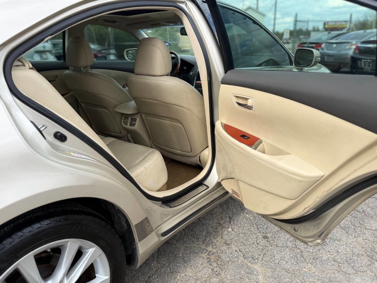 Used 2010 Lexus ES 350 FWD image 11