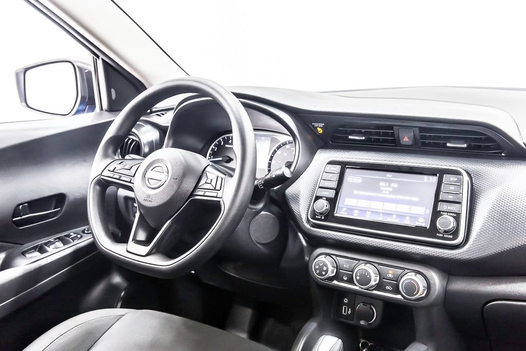 Used 2025 Nissan Kicks Play S FWD image 18