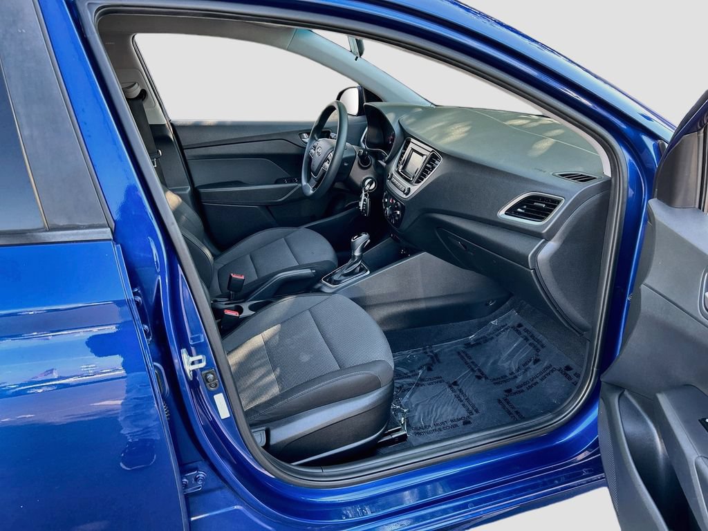 Used 2018 Hyundai Accent SE FWD image 25