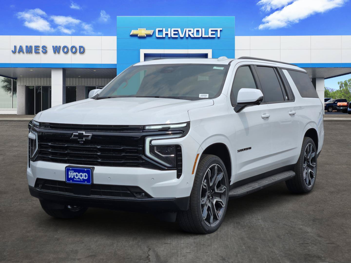 New 2026 Chevrolet Suburban RST w/ RST Capability Package AWD/4WD image 1