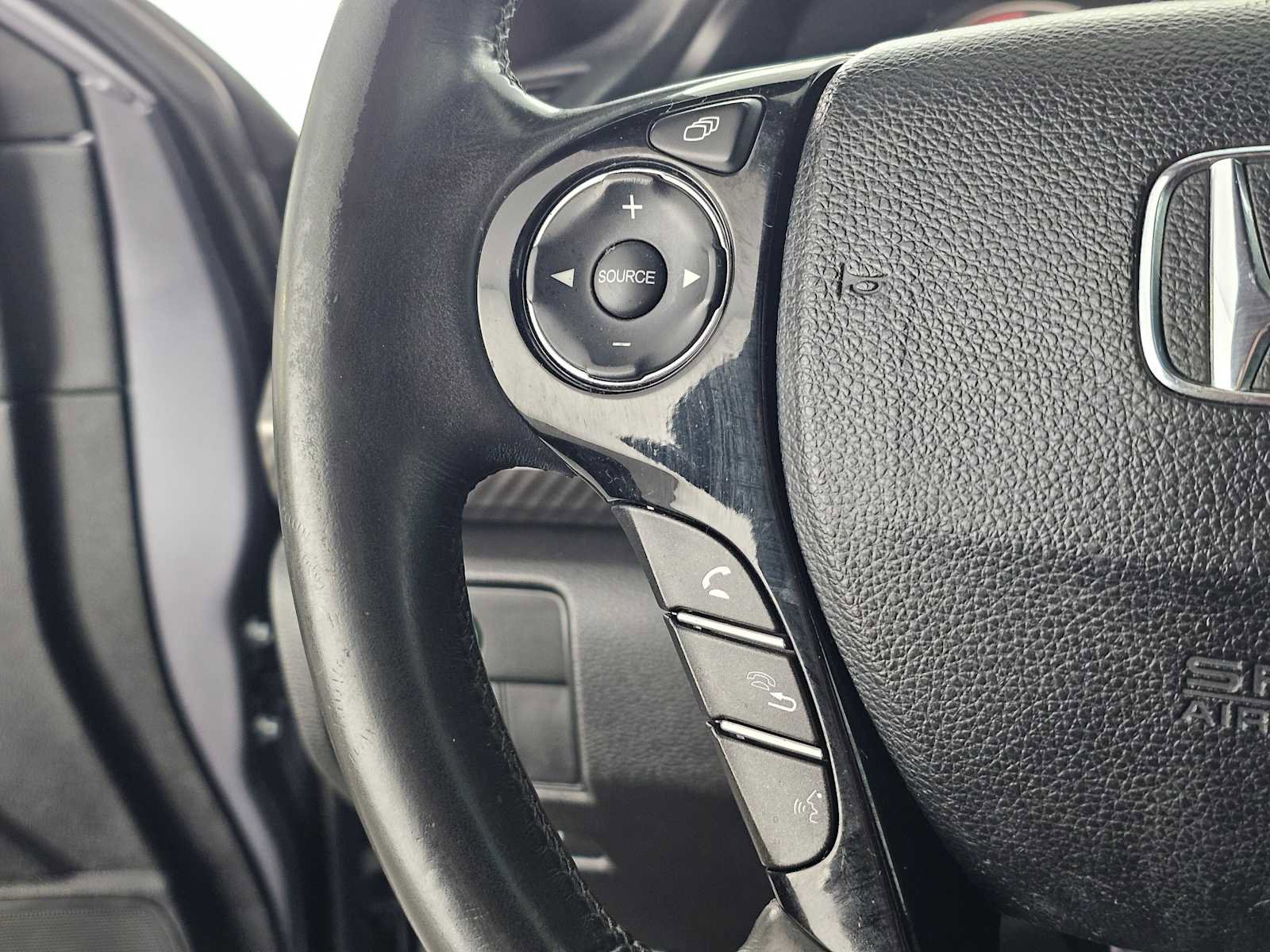 Used 2017 Honda Accord Sport image 27