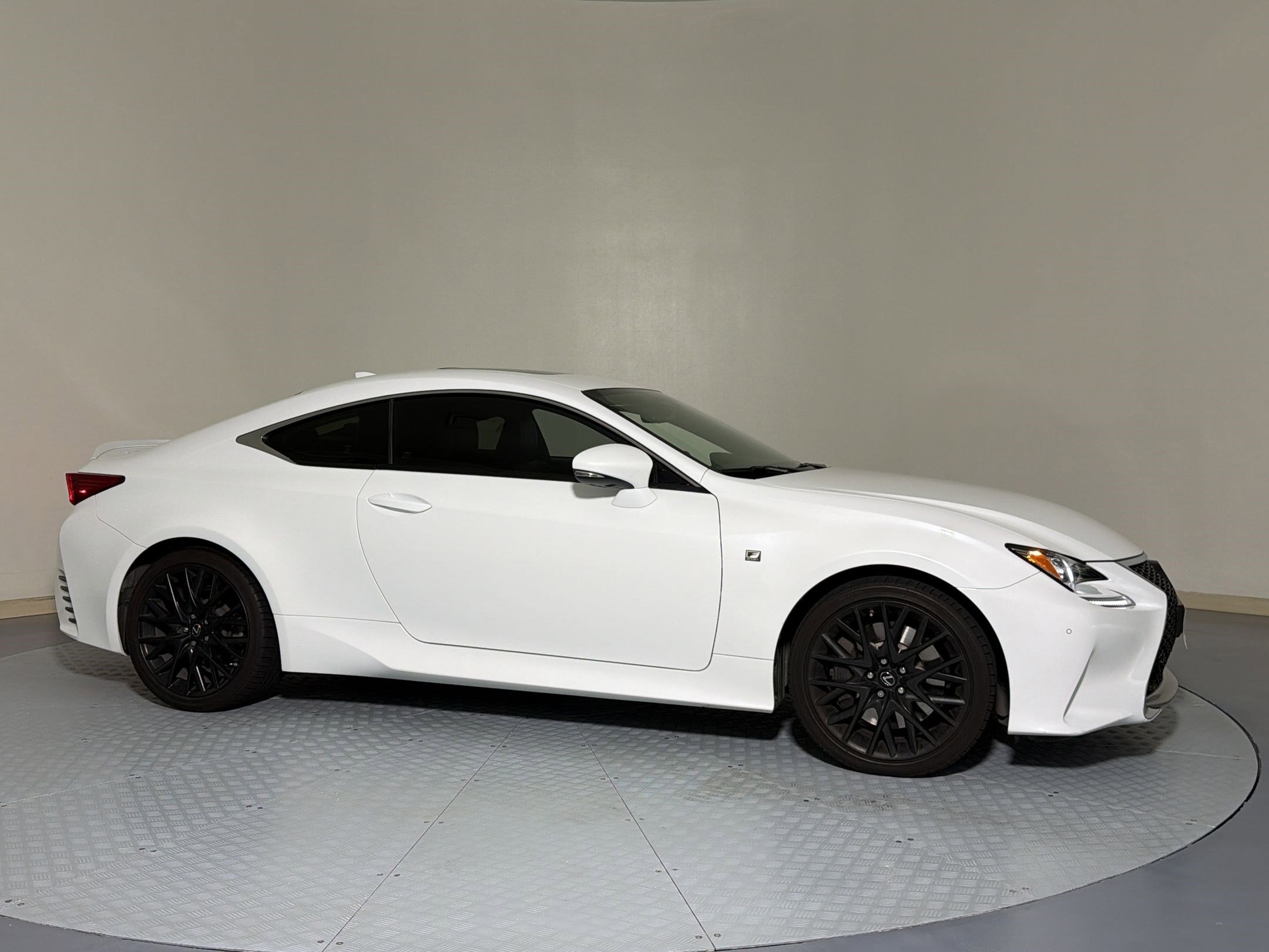 Used 2017 Lexus RC 200t F Sport RWD image 20