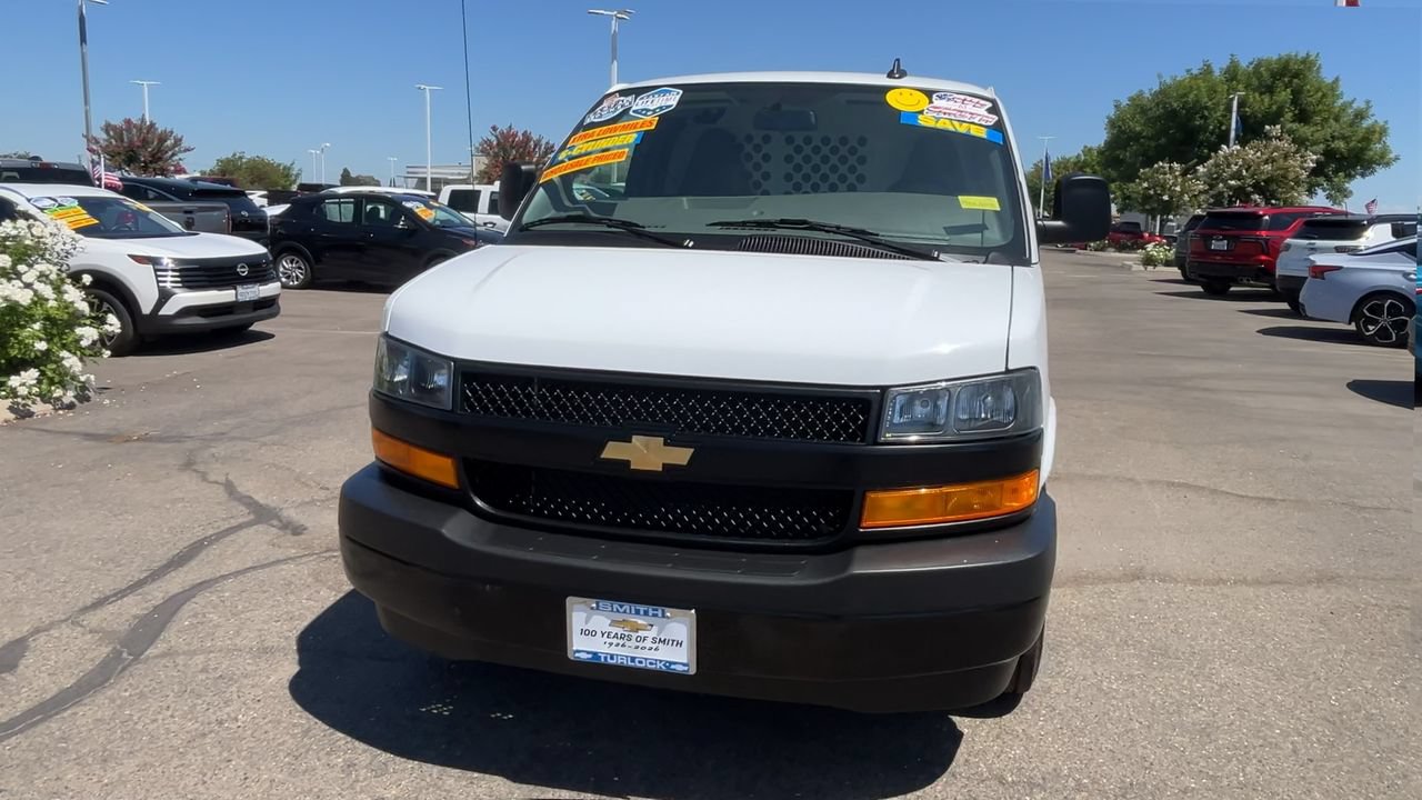 Used 2024 Chevrolet Express 2500 Extended w/ Driver Convenience Package RWD image 2