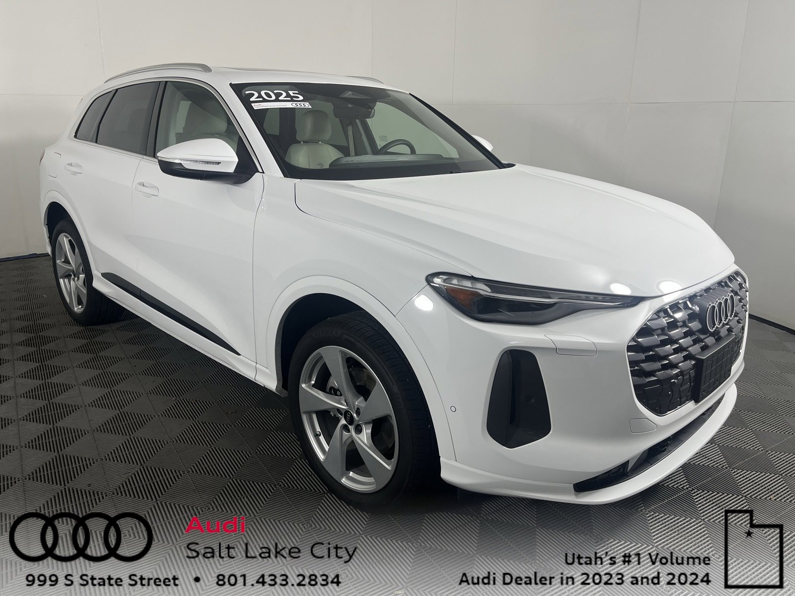 Used 2025 Audi Q5 Premium Plus w/ Premium Plus