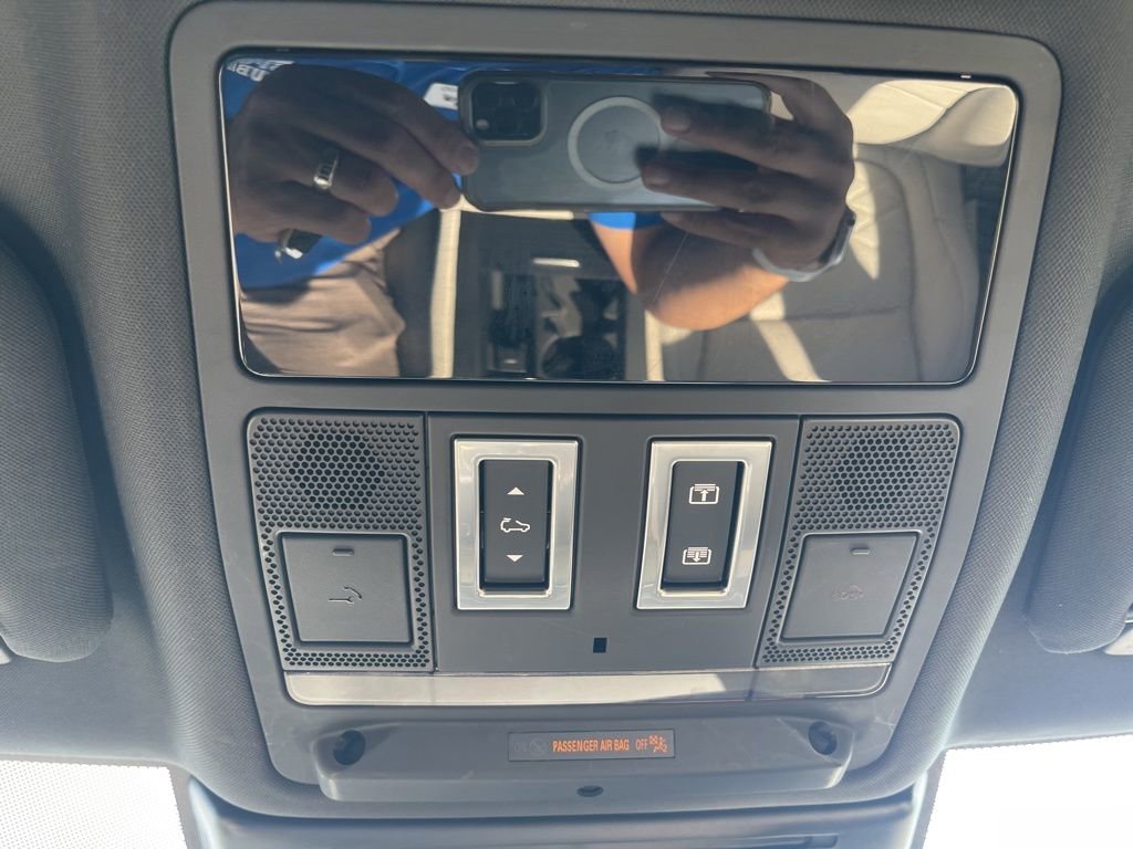 Used 2021 Jaguar F-PACE S image 17