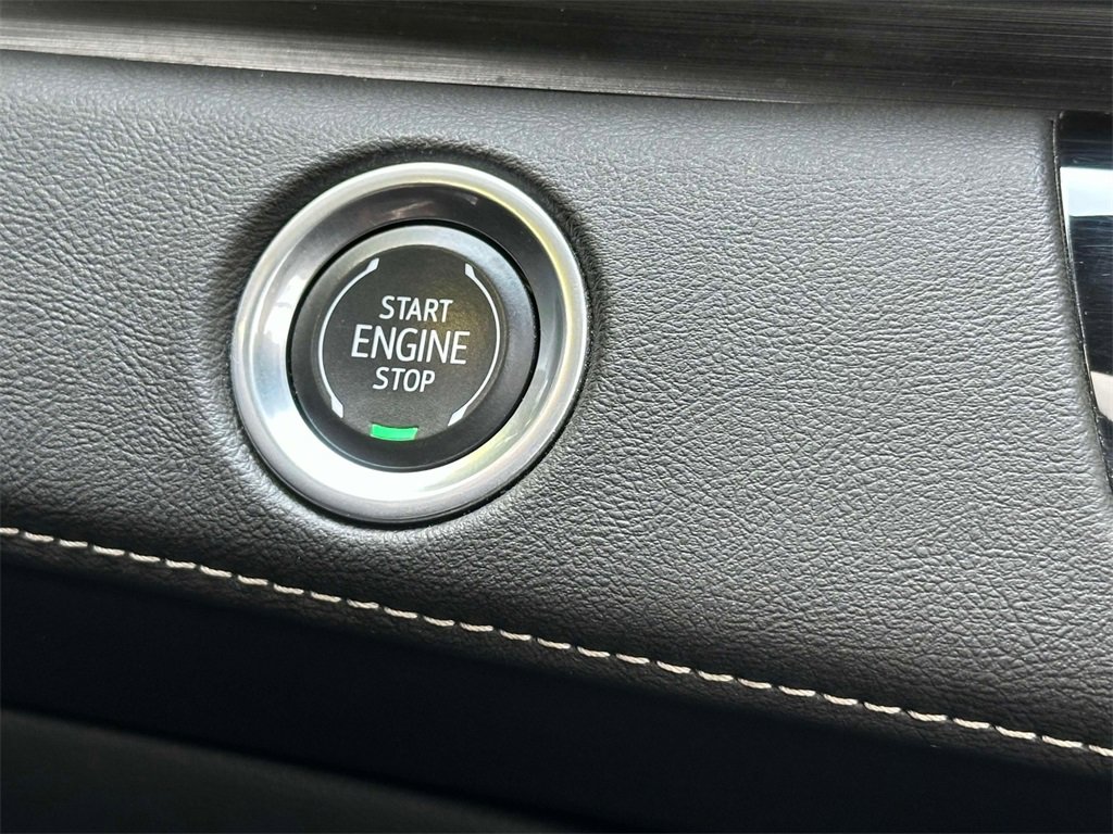 Certified 2024 Cadillac Escalade ESV Sport w/ LPO, ONYX Package image 28