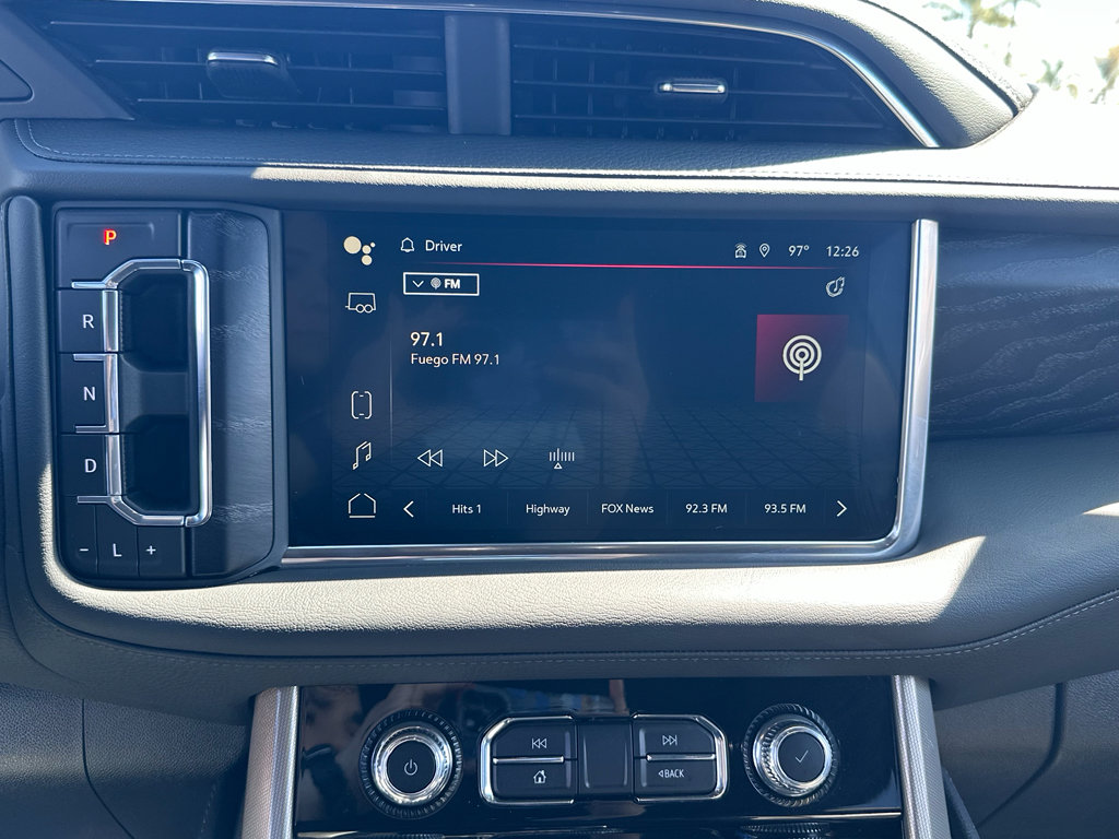 Used 2024 GMC Yukon XL Denali AWD/4WD image 18