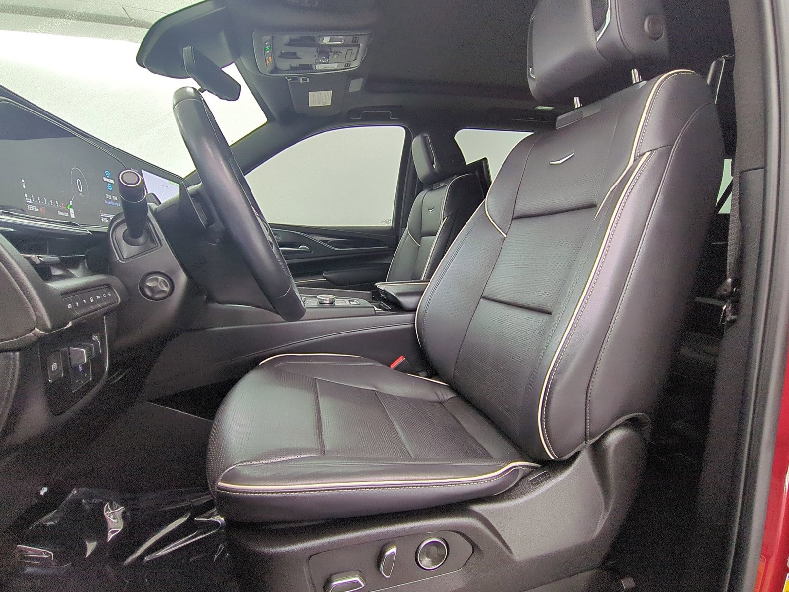 Used 2023 Cadillac Escalade ESV Sport w/ LPO, ONYX Package image 5