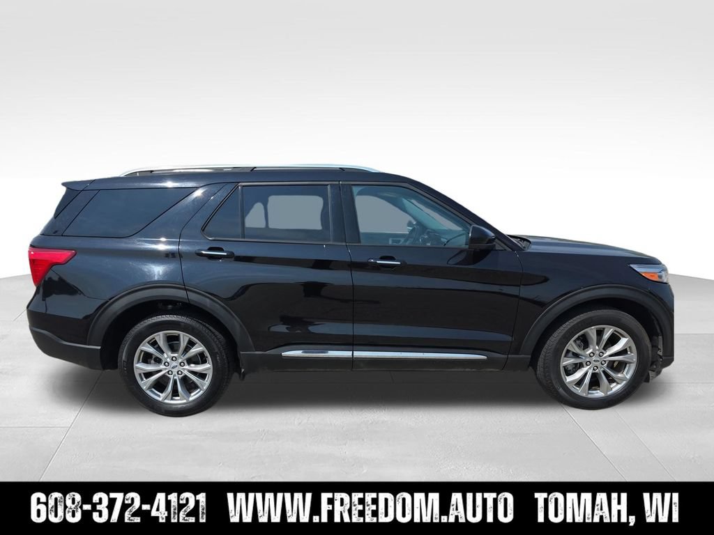 Used 2023 Ford Explorer Limited AWD/4WD image 9