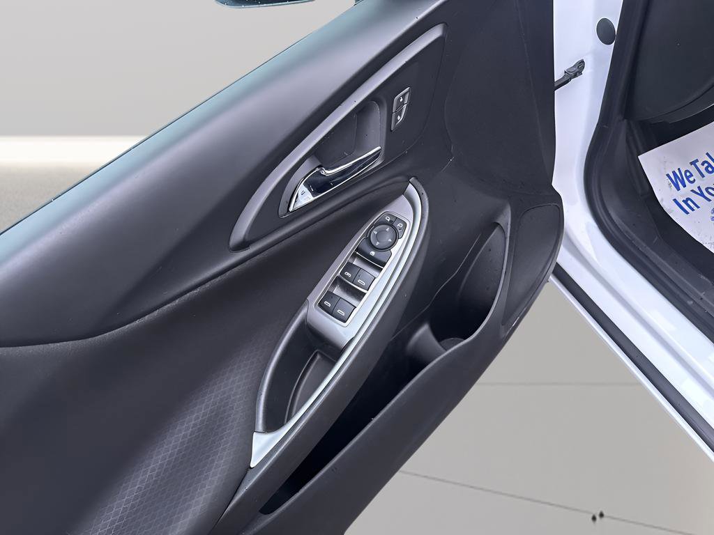 Used 2025 Chevrolet Malibu LT image 19
