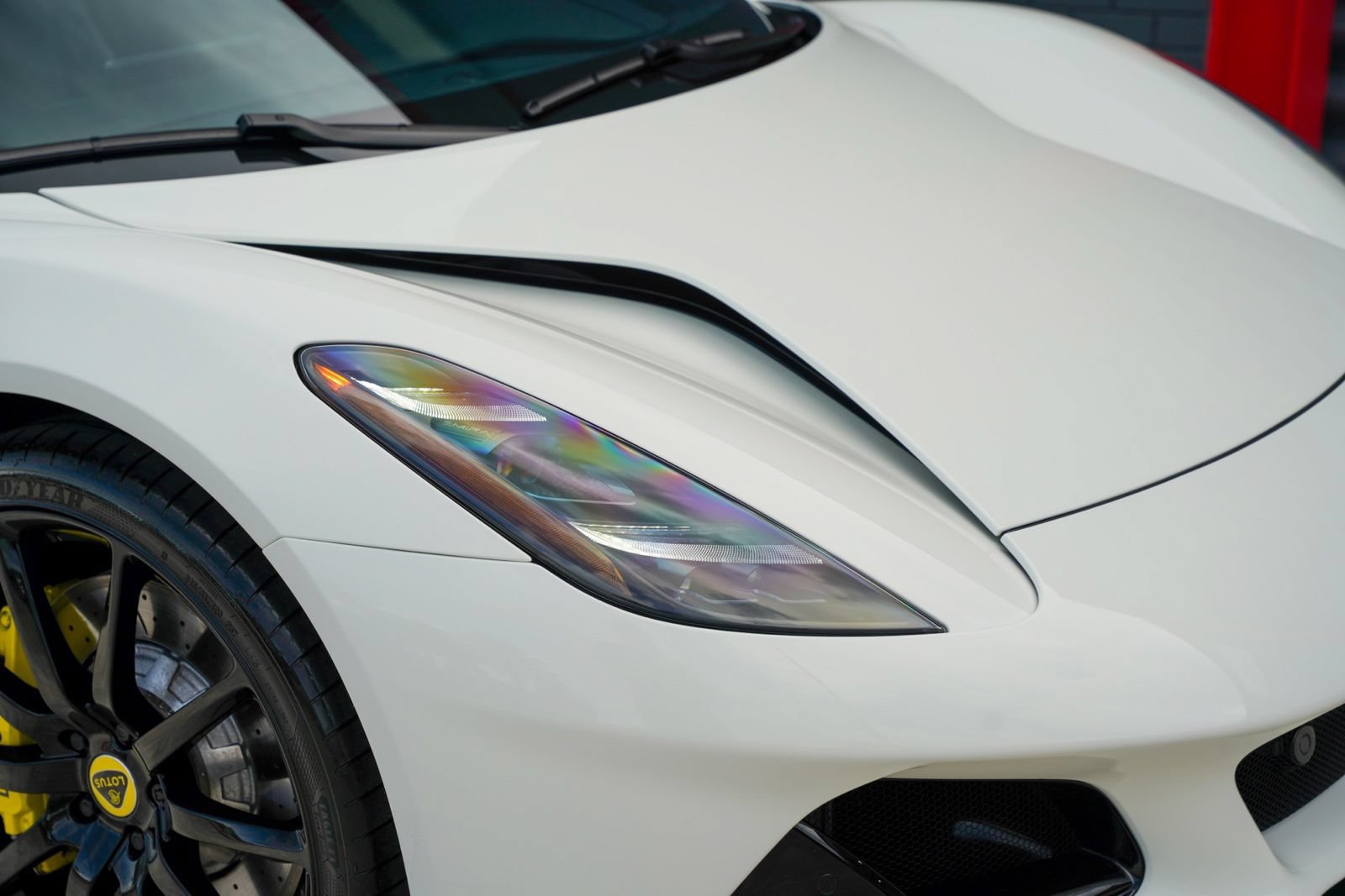 Used 2025 Lotus Emira RWD image 4