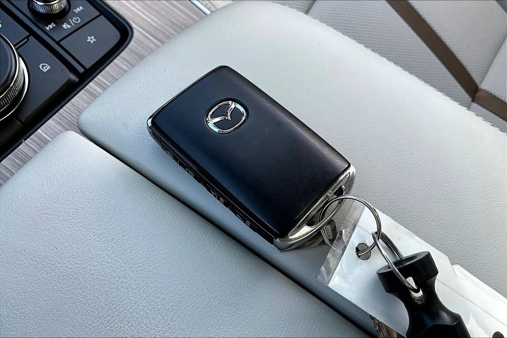 Used 2024 MAZDA CX-90 3.3 Turbo S w/ Premium Package image 13