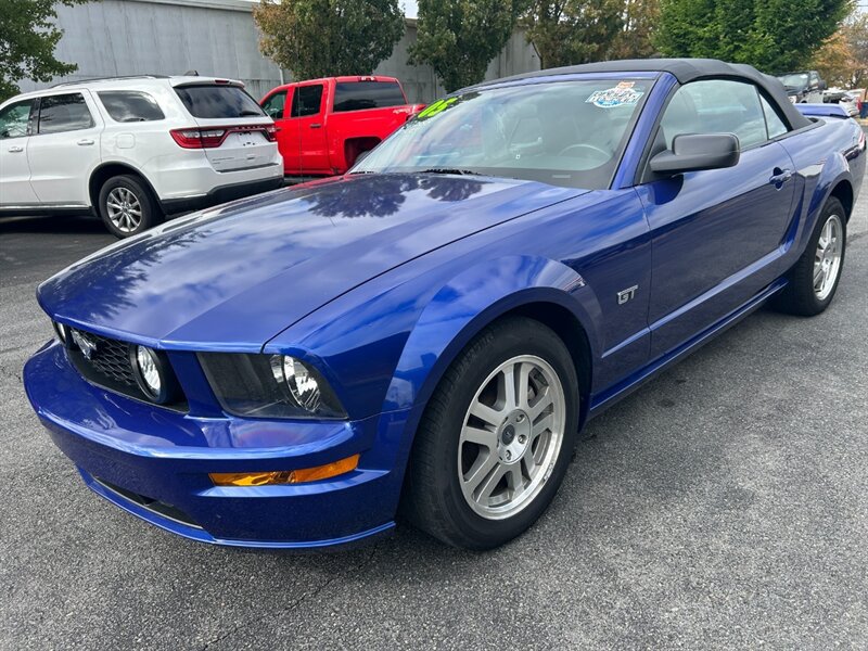 Used 2005 Ford Mustang GT Premium RWD image 7