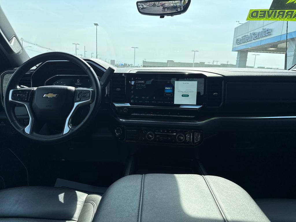 Used 2025 Chevrolet Silverado 2500 LT w/ Safety Package image 15