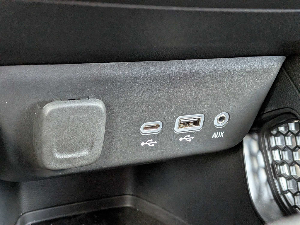 Certified 2023 Chevrolet TrailBlazer LT FWD image 47