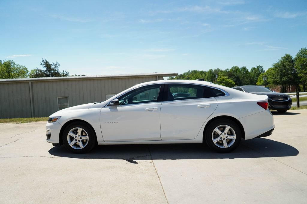 Used 2022 Chevrolet Malibu LS image 22