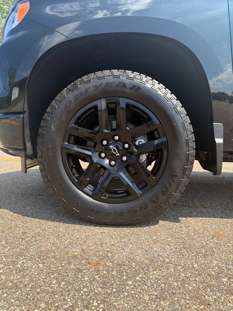 New 2026 Chevrolet Silverado 1500 RST w/ Safety Package AWD/4WD image 9