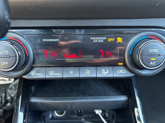 Used 2023 Kia Forte GT-Line w/ GT-Line Technology Package FWD image 9