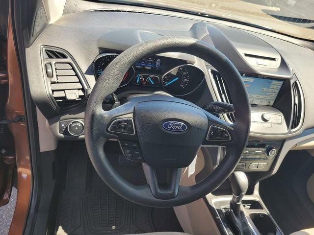 Certified 2017 Ford Escape SE w/ Equipment Group 201A AWD/4WD image 30